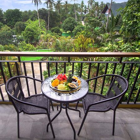 Butterfly Garden Villa Praia de Laem Set Exterior foto